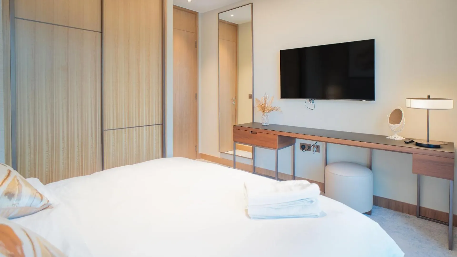 Address Dubai Opera, Full Burj Khalifa And Fountain View By Gardenia Suites